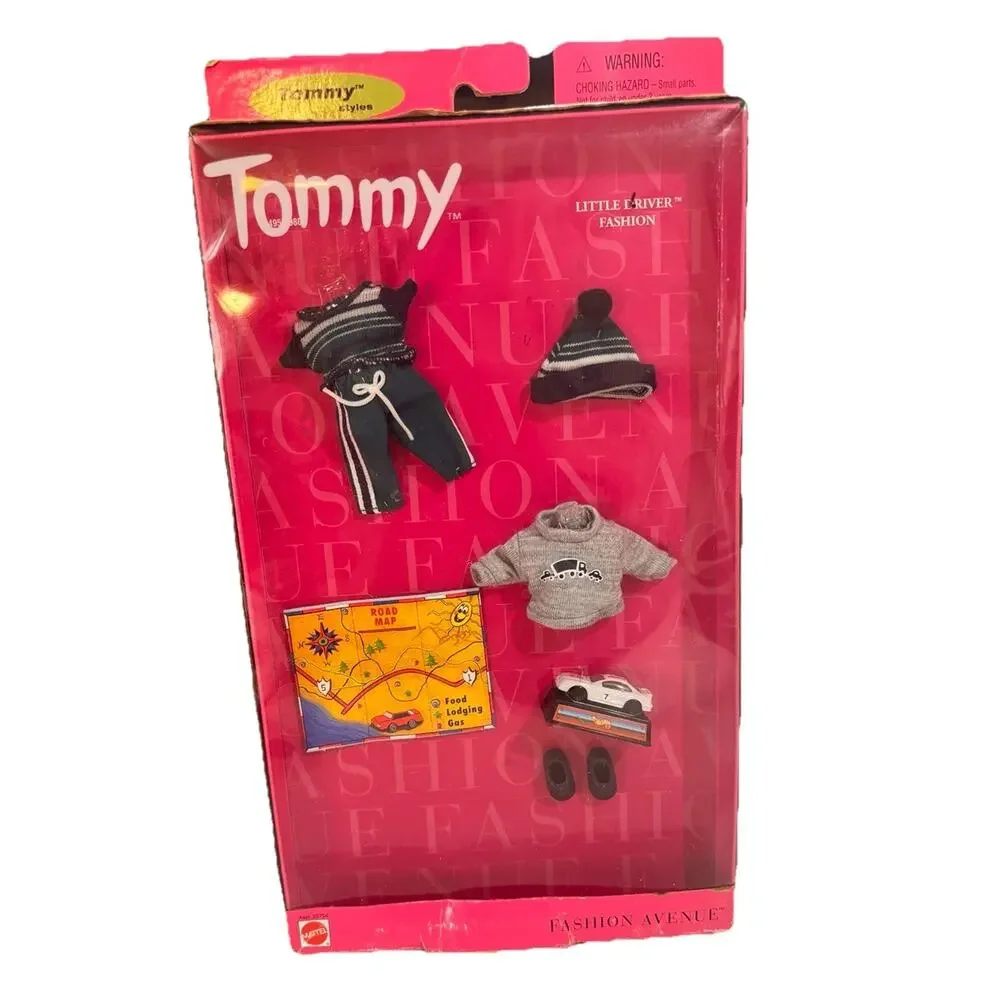 Barbie Kelly Tommy Fashion Avenue Little Driver Outfit Grey Athletic Pants Car